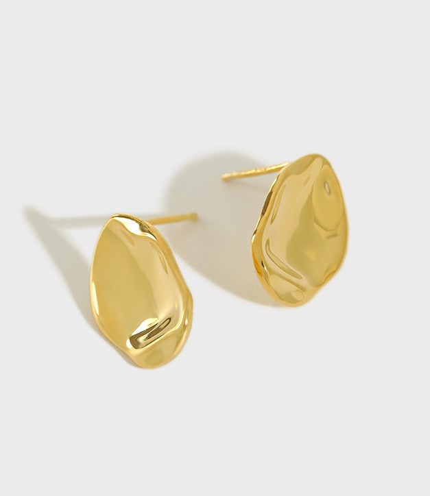 gold nugget stud earrings product shot 925 silver