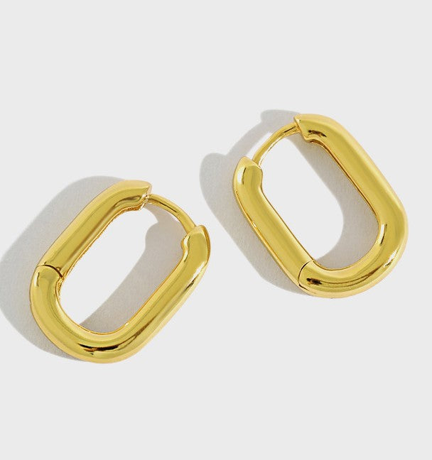 18k gold organic oval stud earrings handmade look - Kaiya London